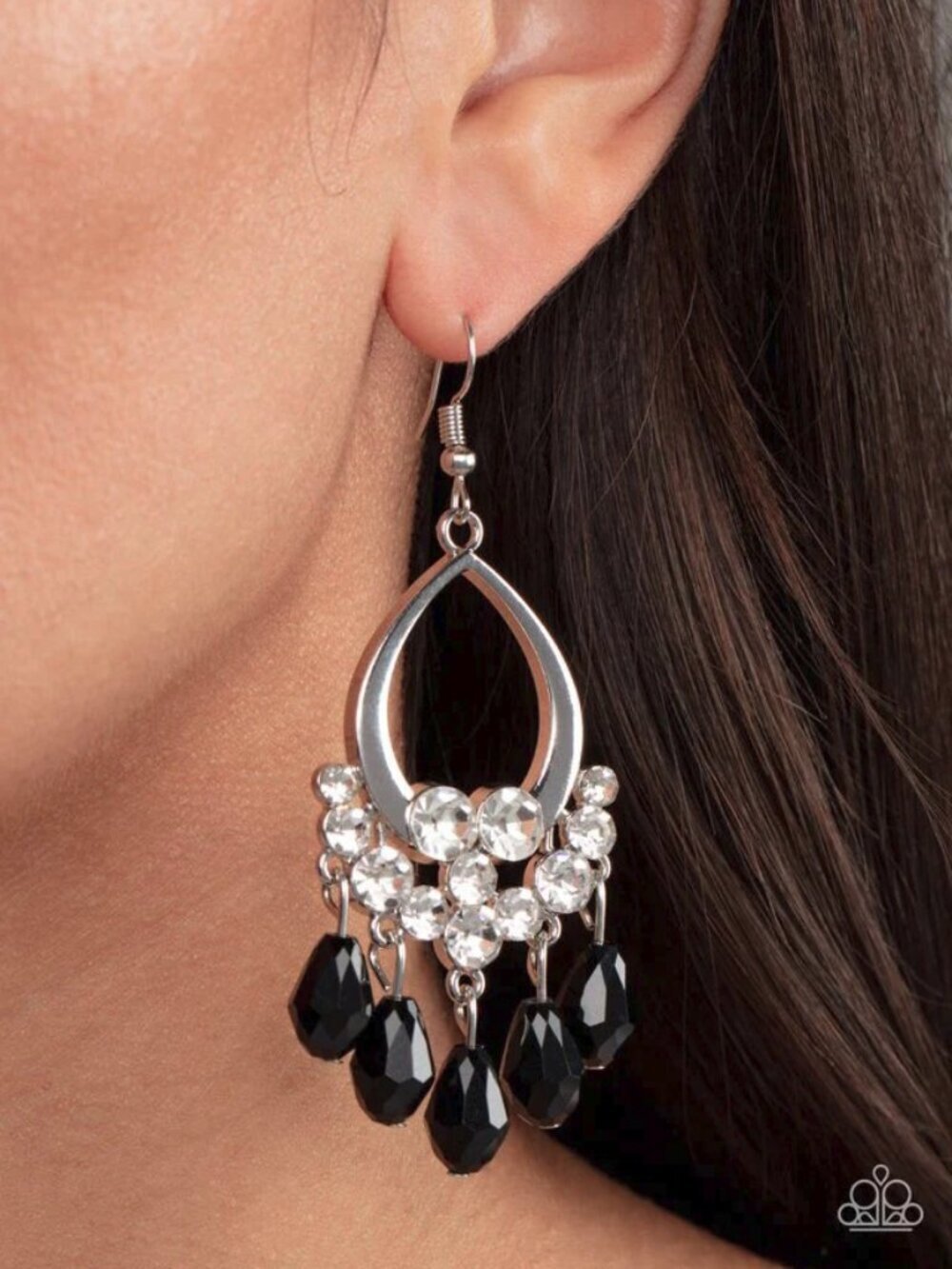 Paparazzi Jewelry Accessories - Famous Fashionista - Black Earrings - Vintage